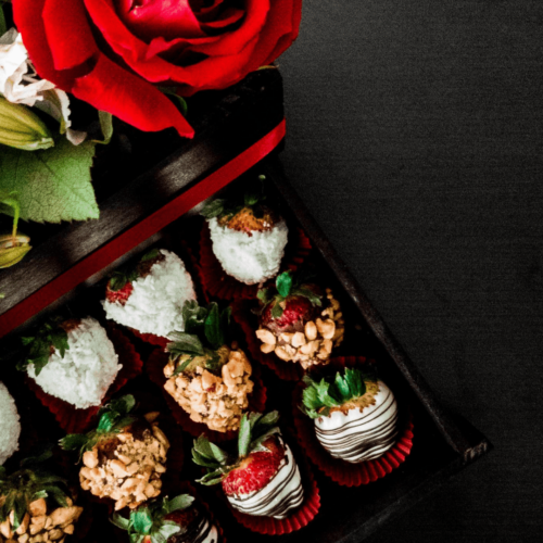 FLORES Y FRESAS