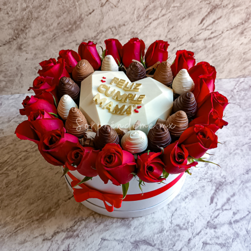Sorpresa Inolvidable con fresas cubiertas de chocolate, chocolates finos y tarjeta personalizada