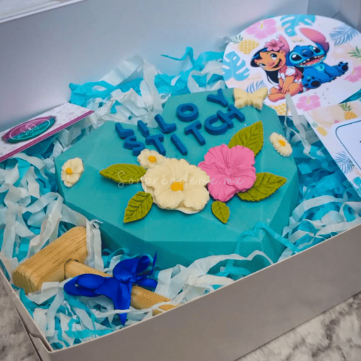 Breakable Heart Lilo & Stitch con fresas, fotos y dedicatoria personalizada